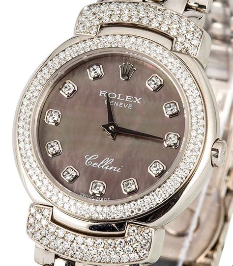 luxury timepieces women